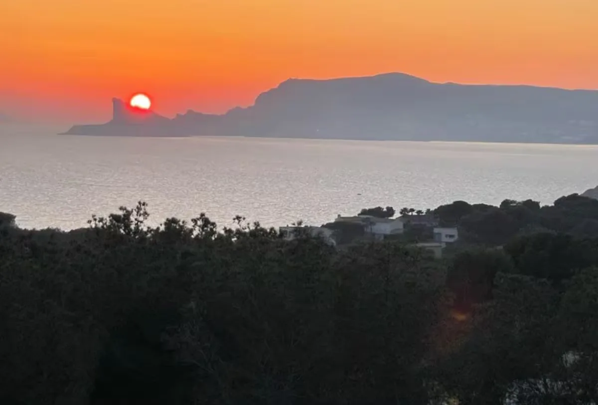 Sunset over La Ciotat seen from the vacation rental